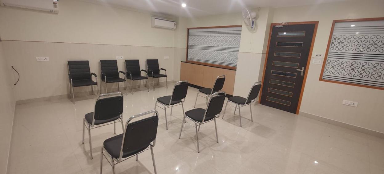 Nandhavanam A Business Class Residency Chennai Luaran gambar
