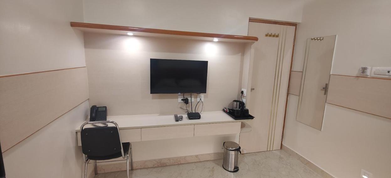 Nandhavanam A Business Class Residency Chennai Luaran gambar